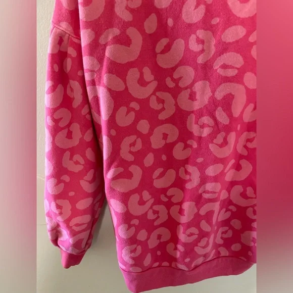 ✨Women’s DSG Pink Cheetah Print Pullover Size L - Picture 8 of 8